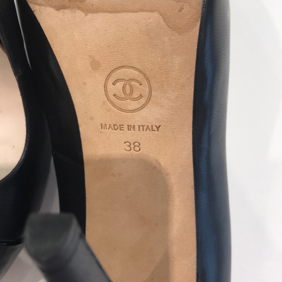 Authentic Chanel high heel pumps - Picture 6 of 7